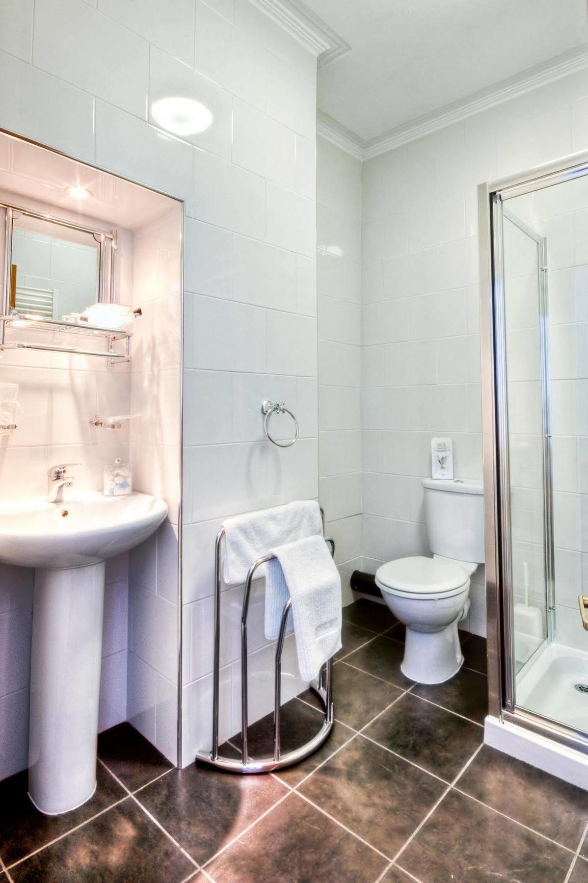 Guest house Tower House Executive