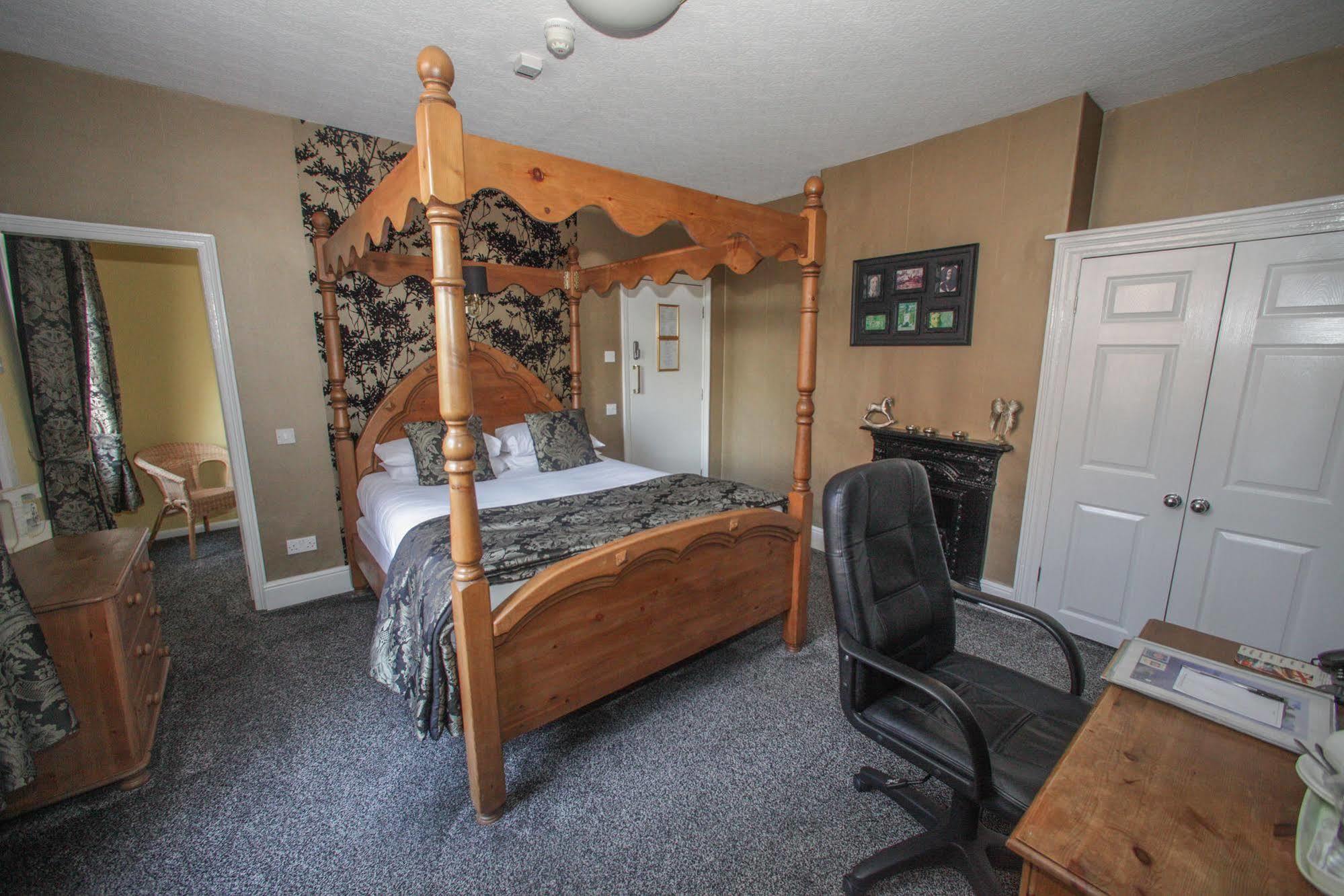 Tower House Executive 5* Pontefract